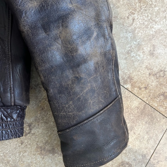 Vintage Men’s 1950s Windward Brown Horsehide Leather Jacket Med Mouton Collar. - Picture 4 of 16